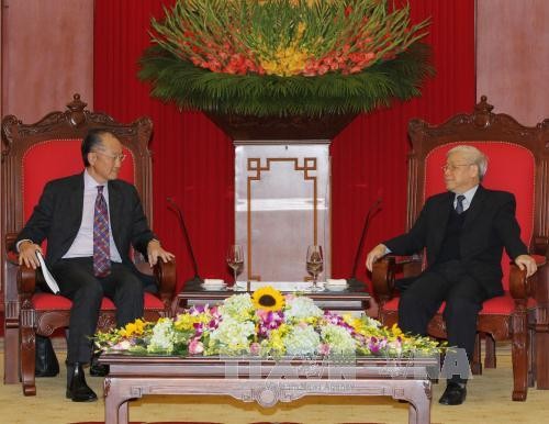 Всемирный банк обещает поддерживать Вьетнам в процессе развития - ảnh 1
